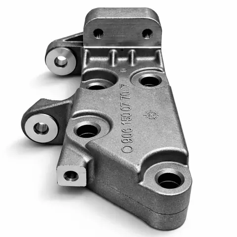 Suporte Alternador MB Axor 1620C 1718 1725