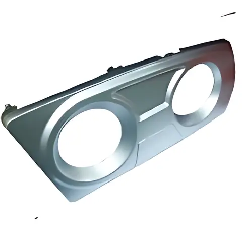 Acabamento Neblina Dir para Iveco Stralis