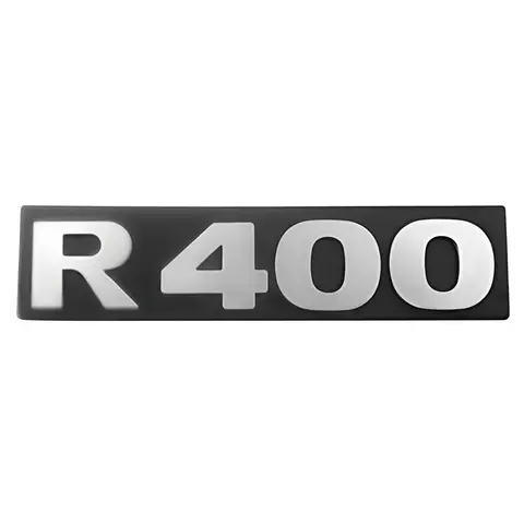 Emblema Cabina Chassi R400 S4 Frontal