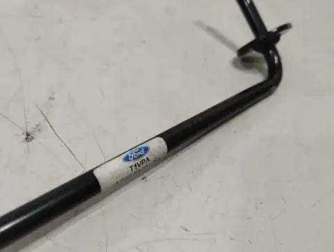 Haste Tirante Radiador para Ford