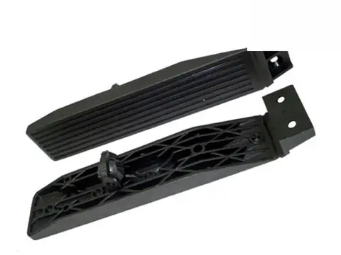 Pedal Acel para MB OF1315 OF1318 L1318