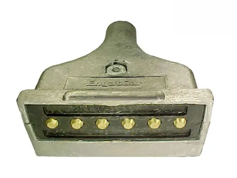 Tomada 6 Polos Reboque para Scania 112 113